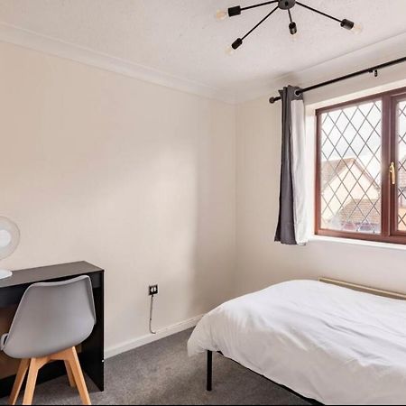 House On Cul De Sac Apartment Lakenheath Екстериор снимка