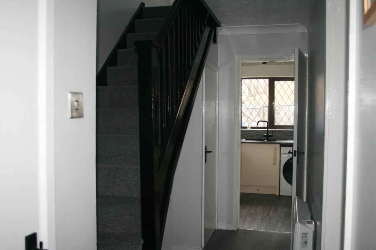 House On Cul De Sac Apartment Lakenheath Екстериор снимка
