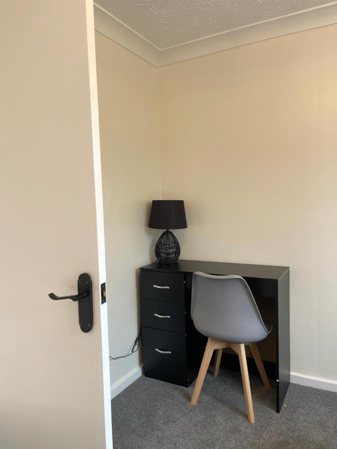 House On Cul De Sac Apartment Lakenheath Екстериор снимка
