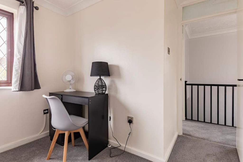 House On Cul De Sac Apartment Lakenheath Екстериор снимка