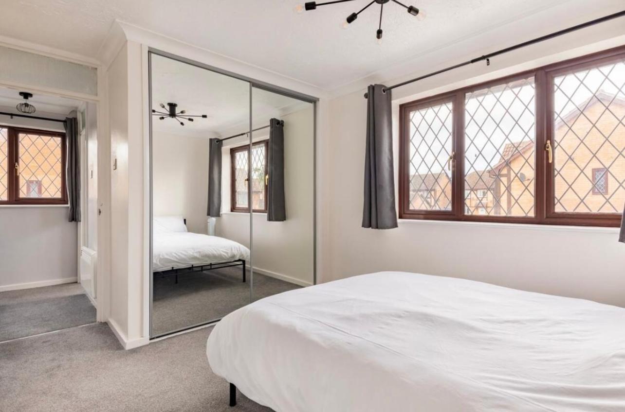 House On Cul De Sac Apartment Lakenheath Екстериор снимка