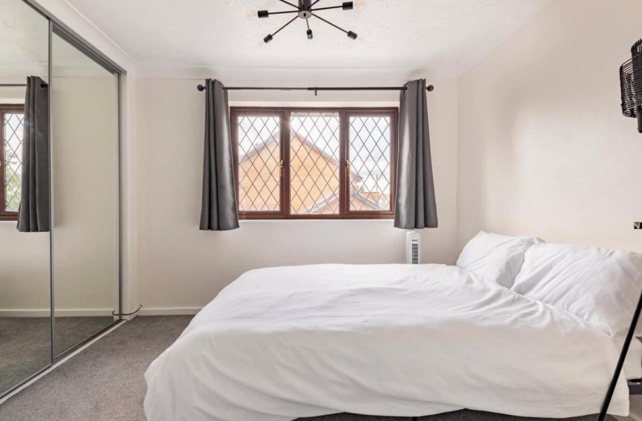 House On Cul De Sac Apartment Lakenheath Екстериор снимка